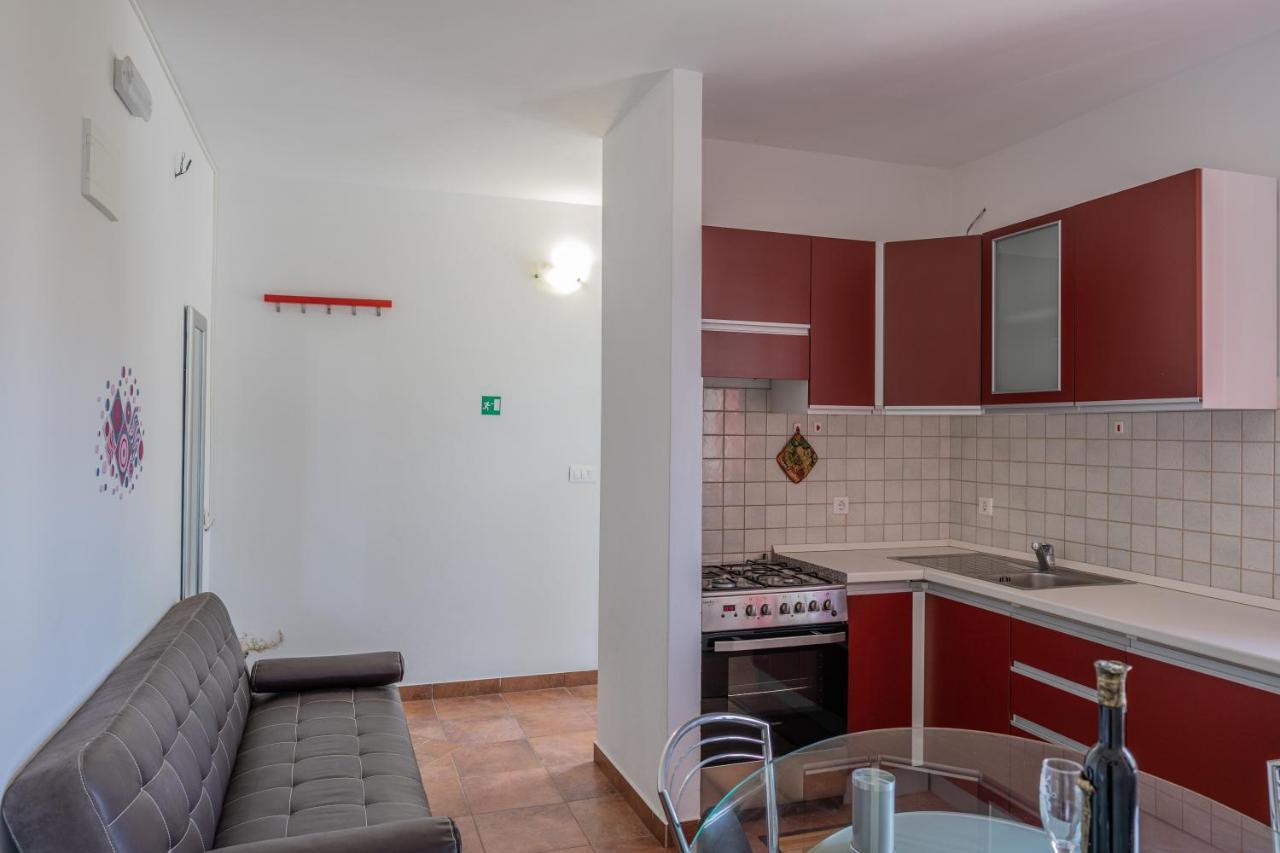 Guesthouse Kamarin Pomena Ngoại thất bức ảnh